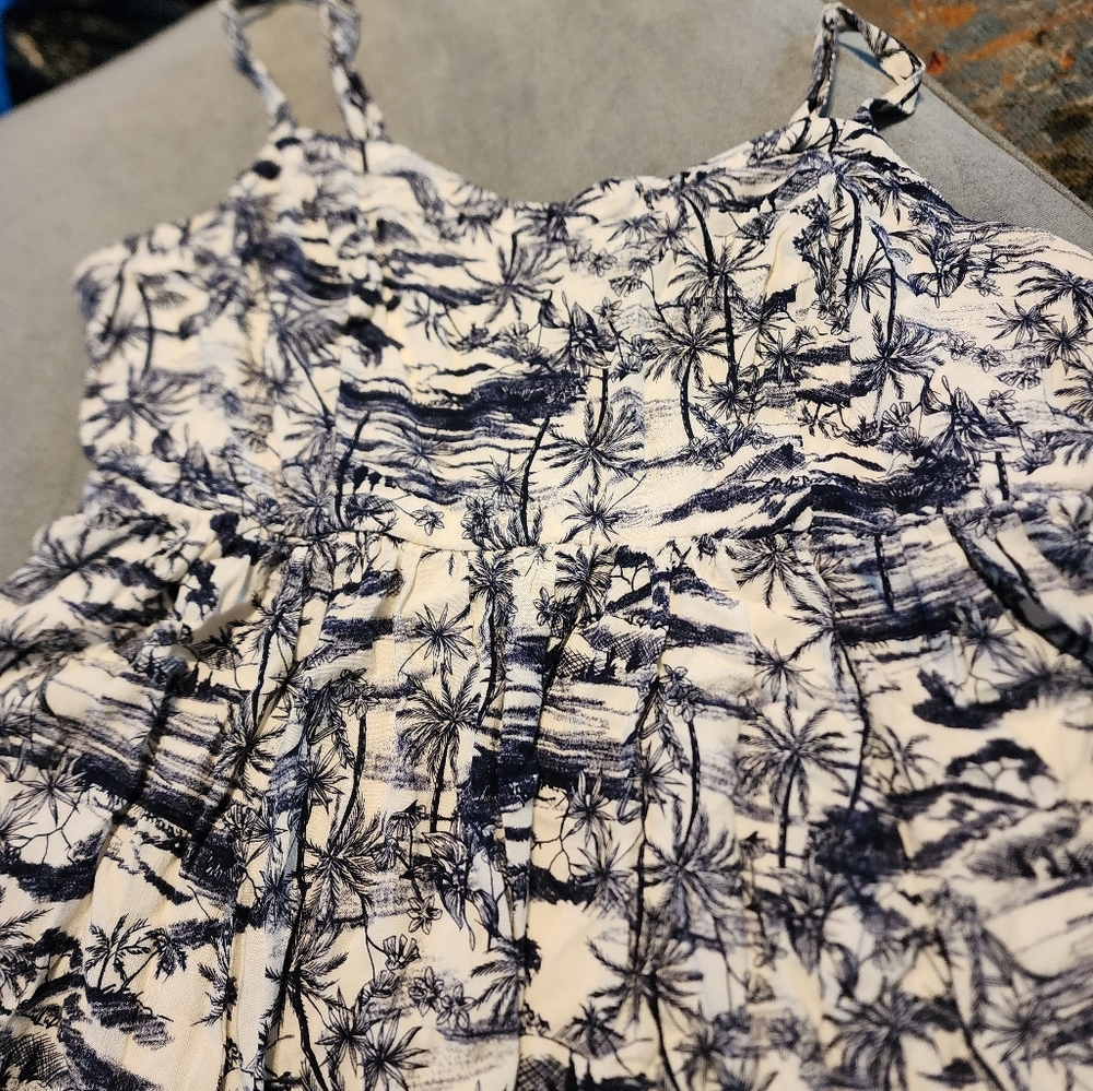Island dress